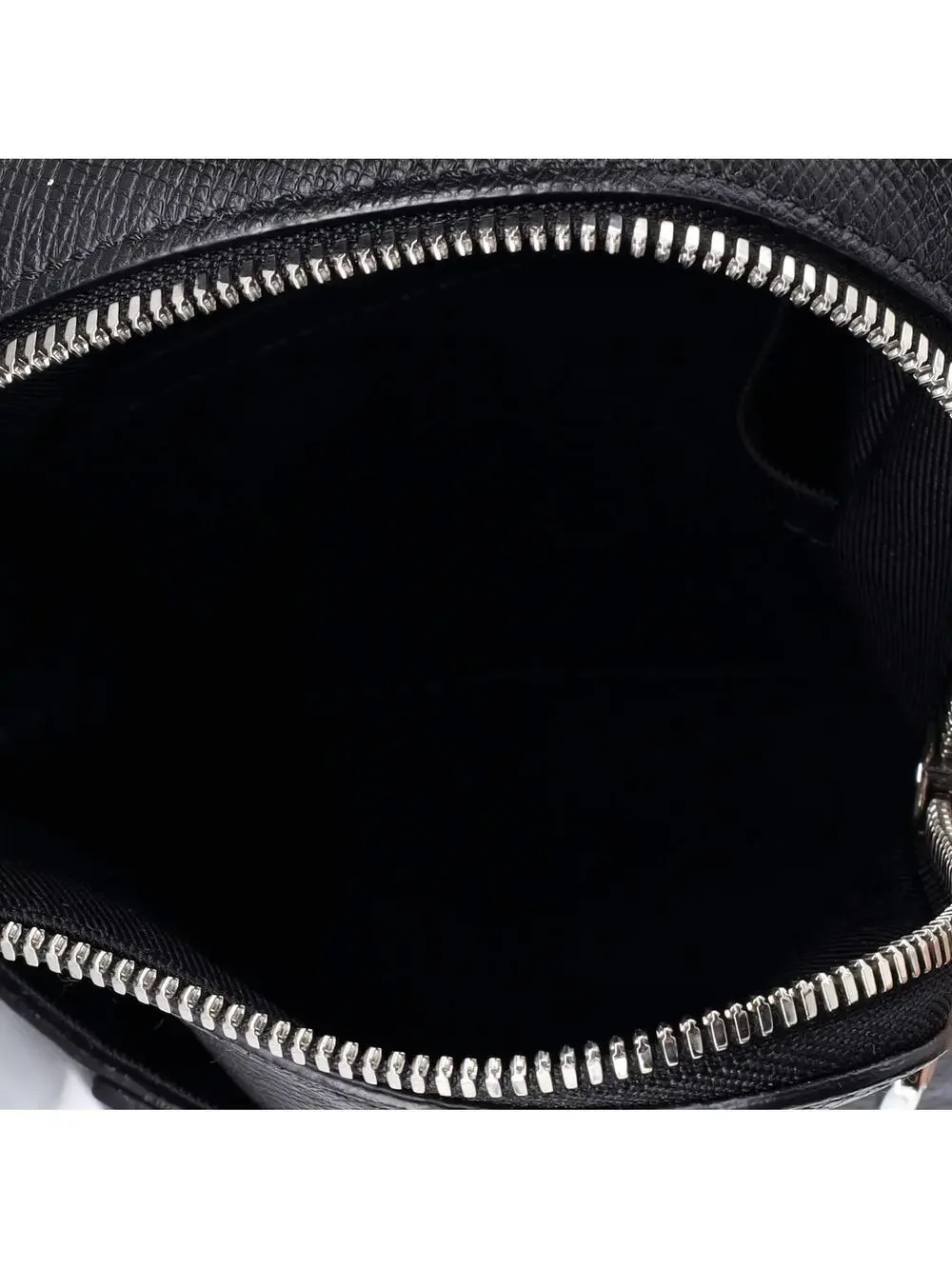 Louis Vuitton Outdoor Slingbag #241854L19B - Picture 5 of 7